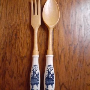 GORGEOUS 2pcs Delft Blue 11" Spoon & Fork Set Made in Holland.